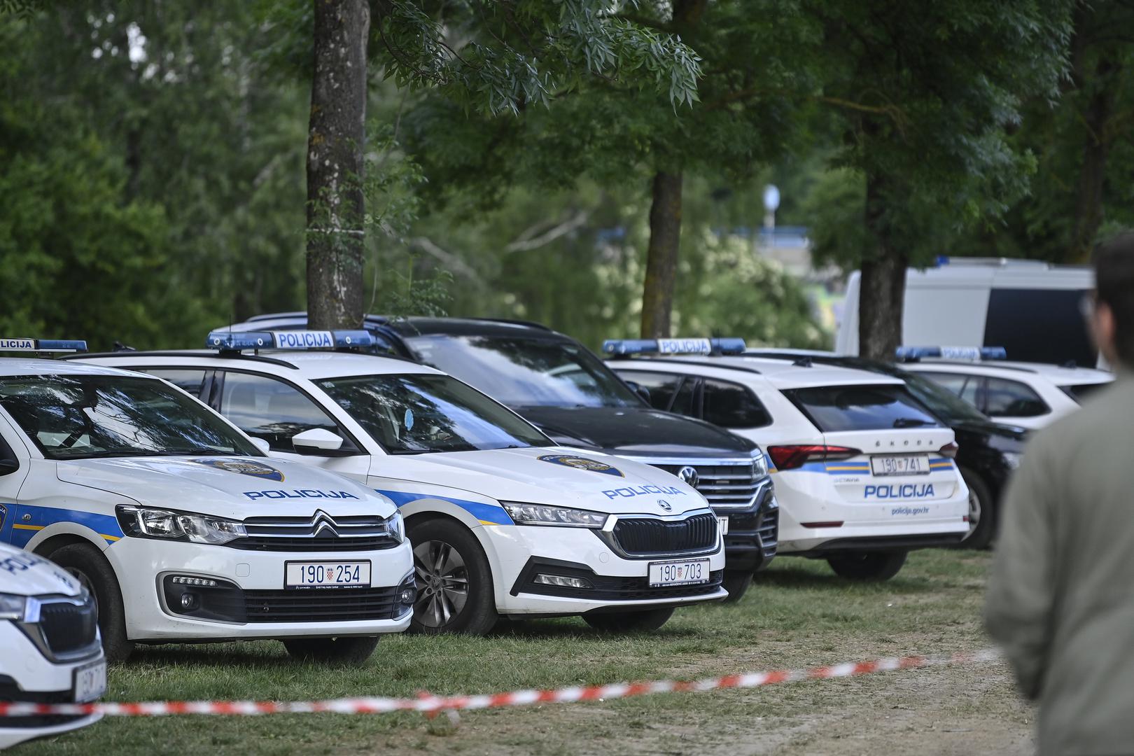 Trnjanski kresovi, prema njegovim riječima, "simboliziraju 45 godina političkih progona, oduzimanje ljudskih prava, prava na imovinu"