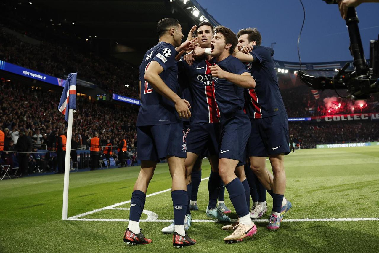 Champions League - Semi Final - Second Leg - Paris St Germain v Arsenal