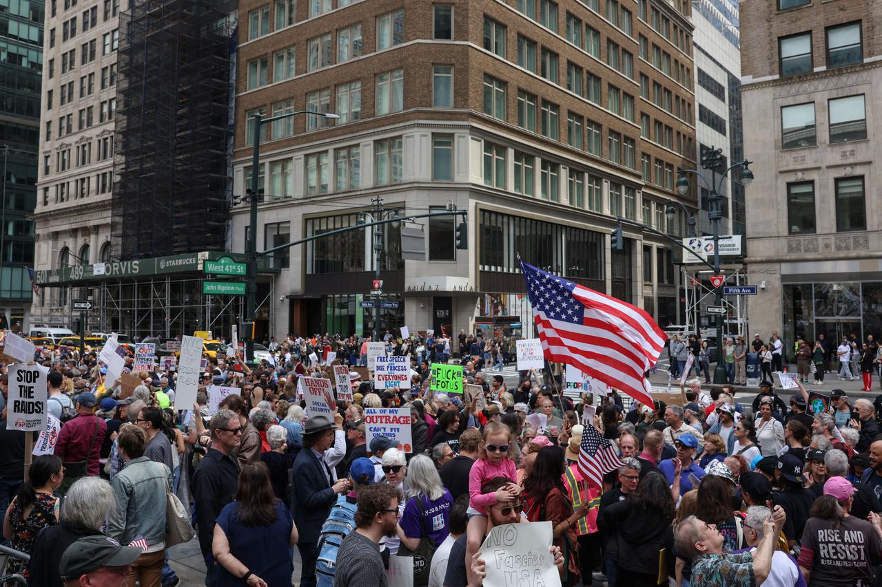 "Protect Migrants, Protect the Planet" protest in New York