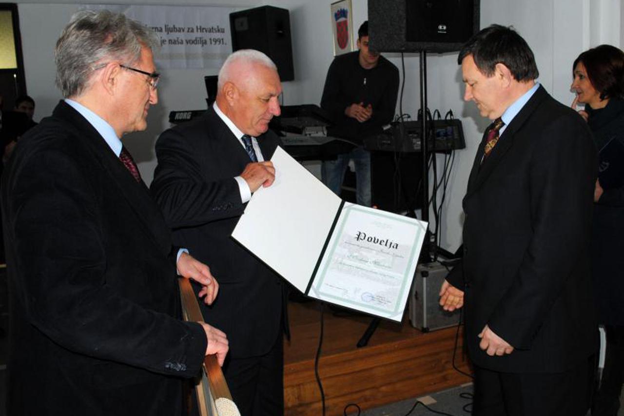 Mladen Markač, Lipik (1)