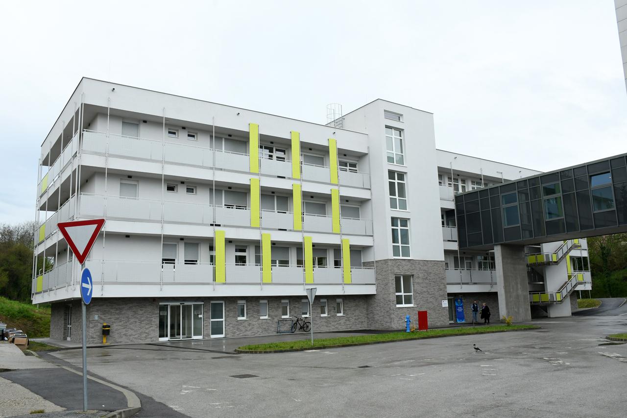 Sisak: Branko Bačić  otvorio je Odjel pojačane internističke skrbi s koronarnom jedinicom Opća bolnica dr. Ivo Pedišić