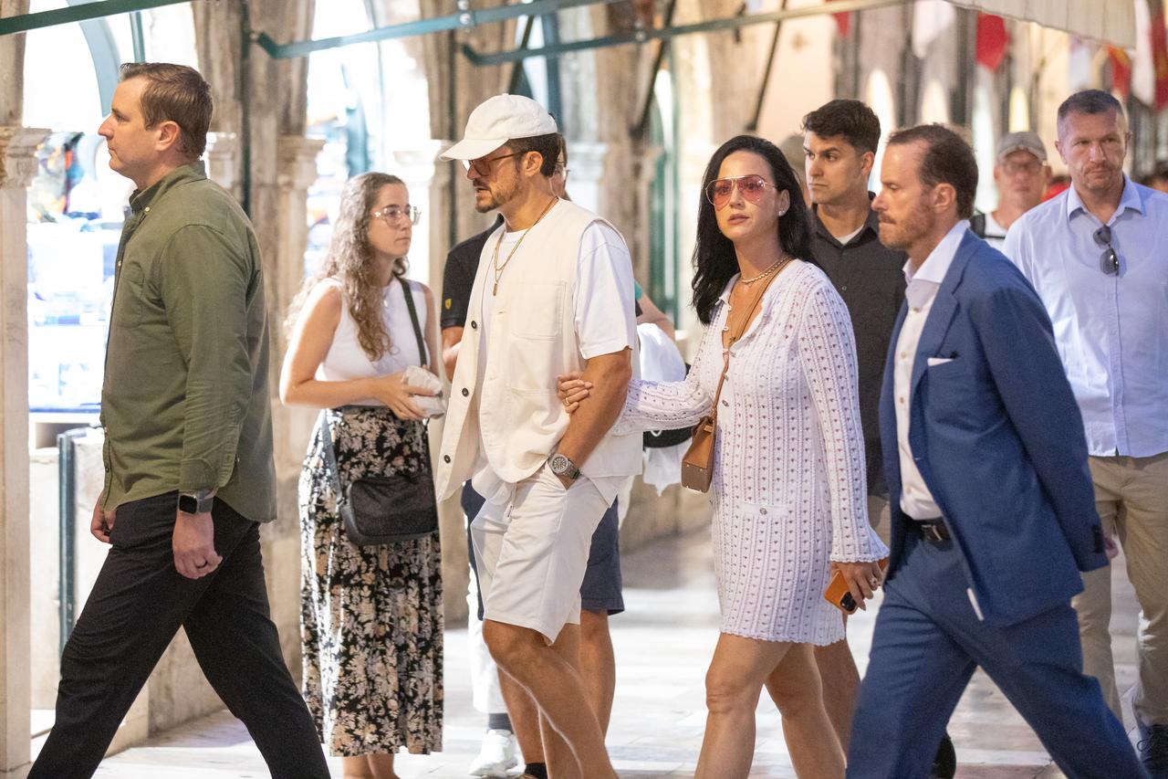 Katy Perry i Orlando Bloom prošetali Stradunom