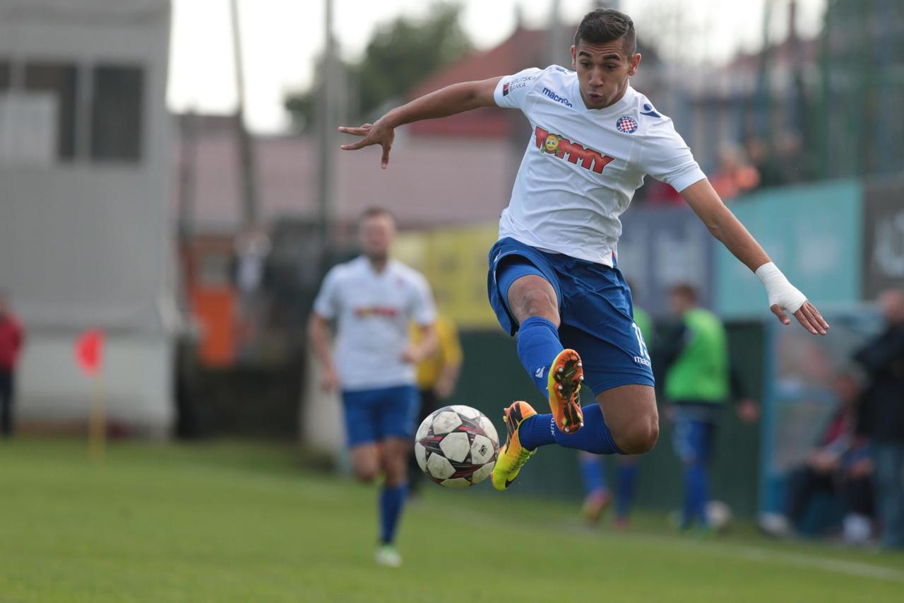 Zagreb: 1/16 završnice hrvatskog nogometnog kupa, NK Kustošija - HNK Hajduk