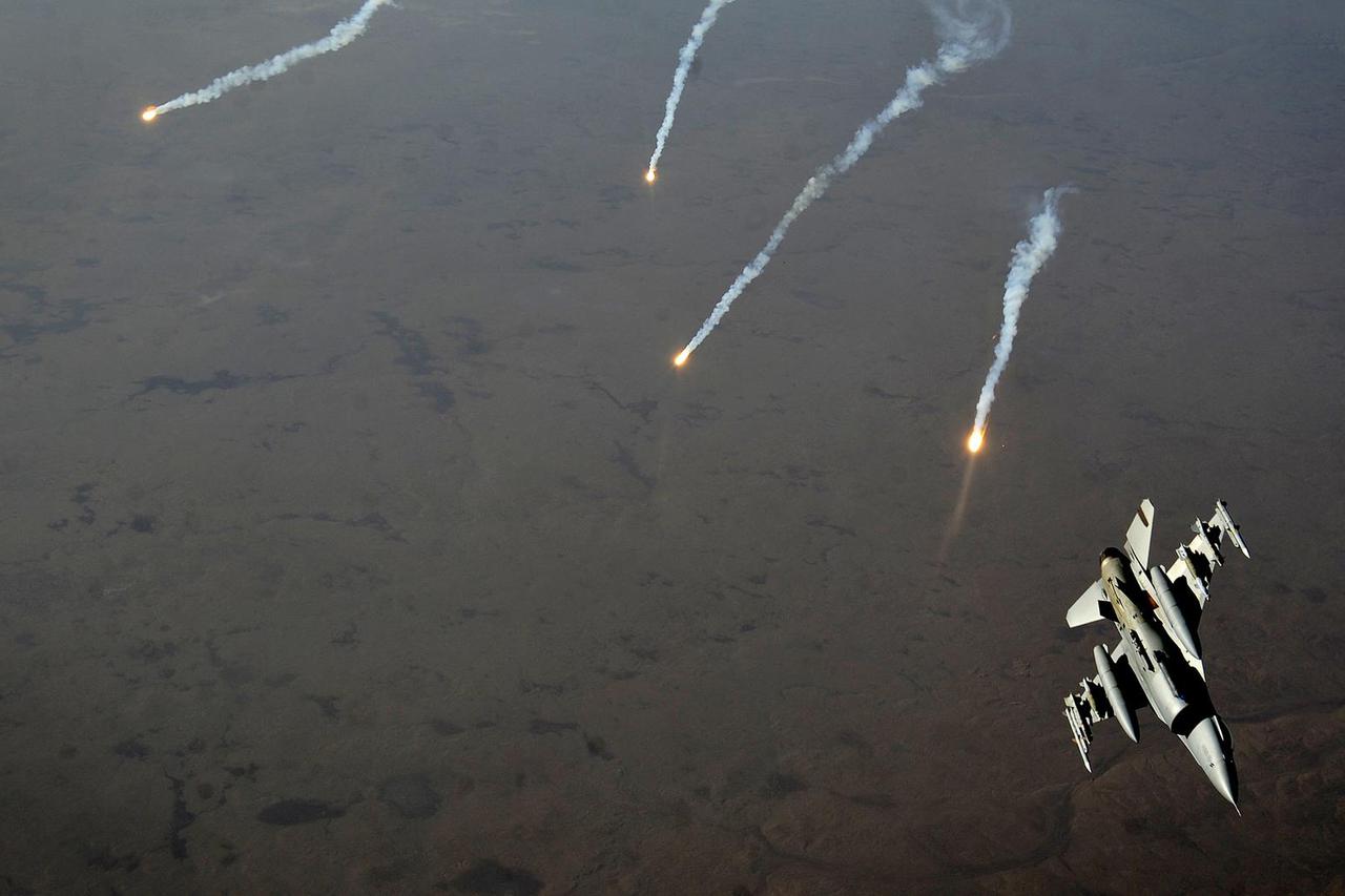 f-16