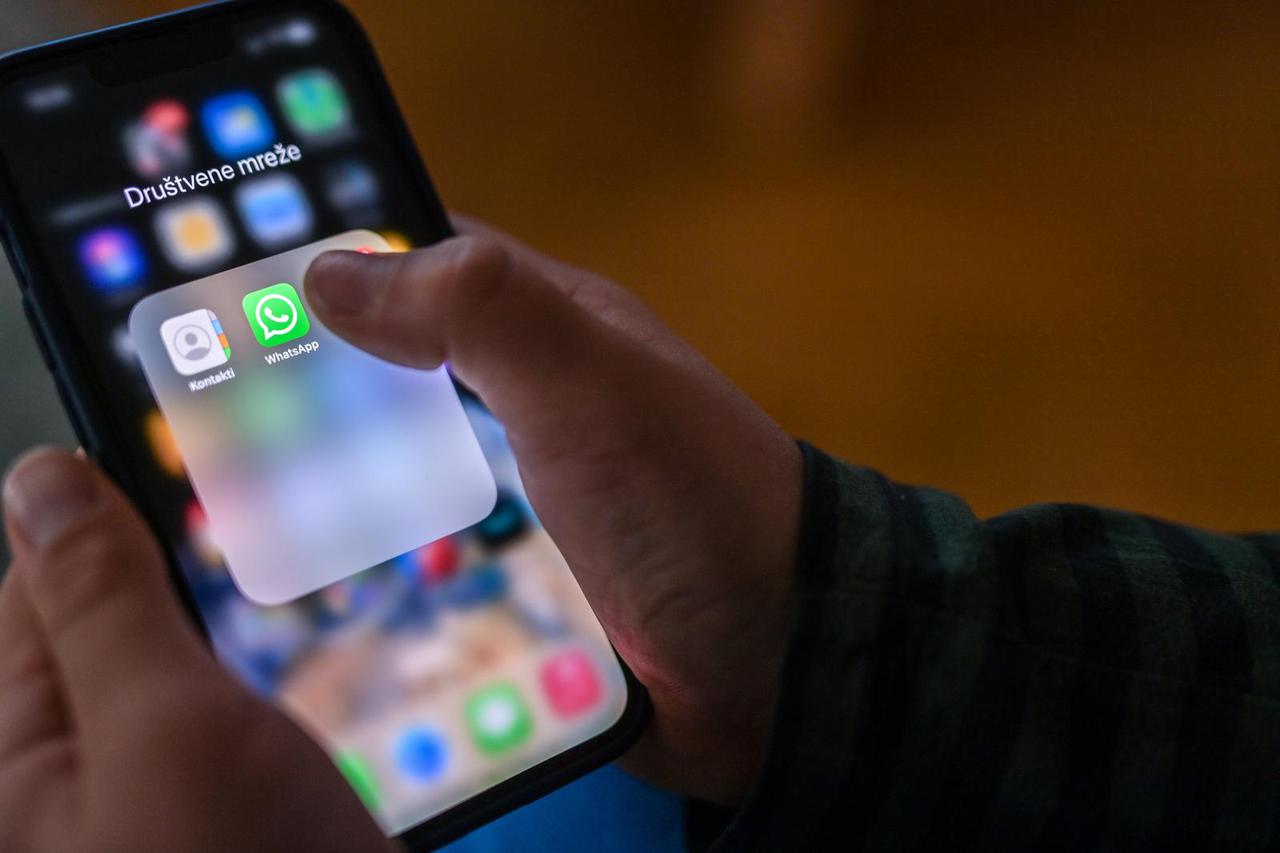 Pao je WhatsApp, korisnici ne mogu slati poruke