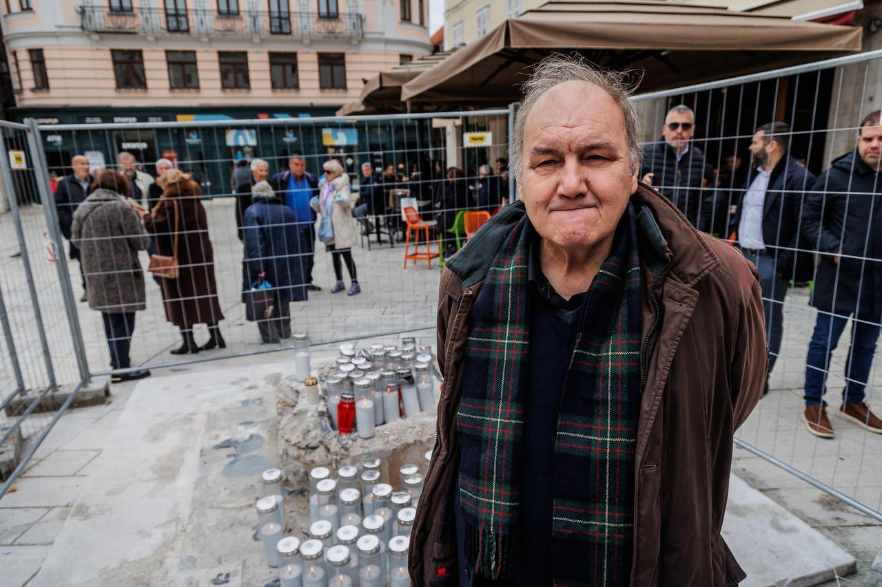 Split: Kuzma Kovačić na mjestu uklonjenog  spomenika na kojem su sada upaljene svijeće 