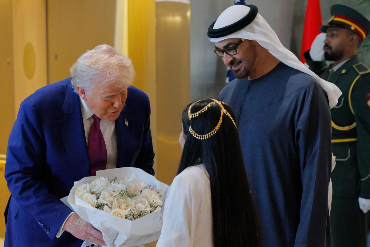 storyeditor/2025-05-15/2025-05-15T122410Z_1757536736_RC2CIEAGFKEW_RTRMADP_3_USA-TRUMP-GULF-EMIRATES.JPG