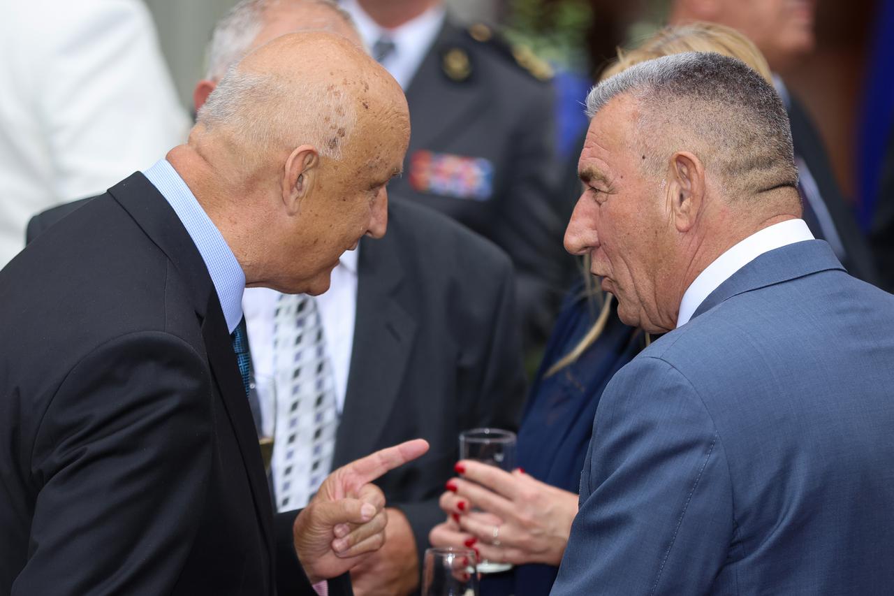 Predsjednik Milanović upriličio svečani prijam u prigodi obilježavanja 34. obljetnice ustrojavanja Hrvatske vojske