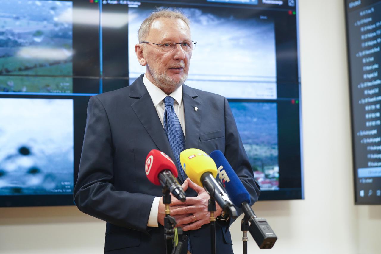 Zagreb: Ministar Davor Božinović i povjerenik Europske komisije Magnus Brunner posjetili Nacionalni koordinacijski centar Uprave za granicu