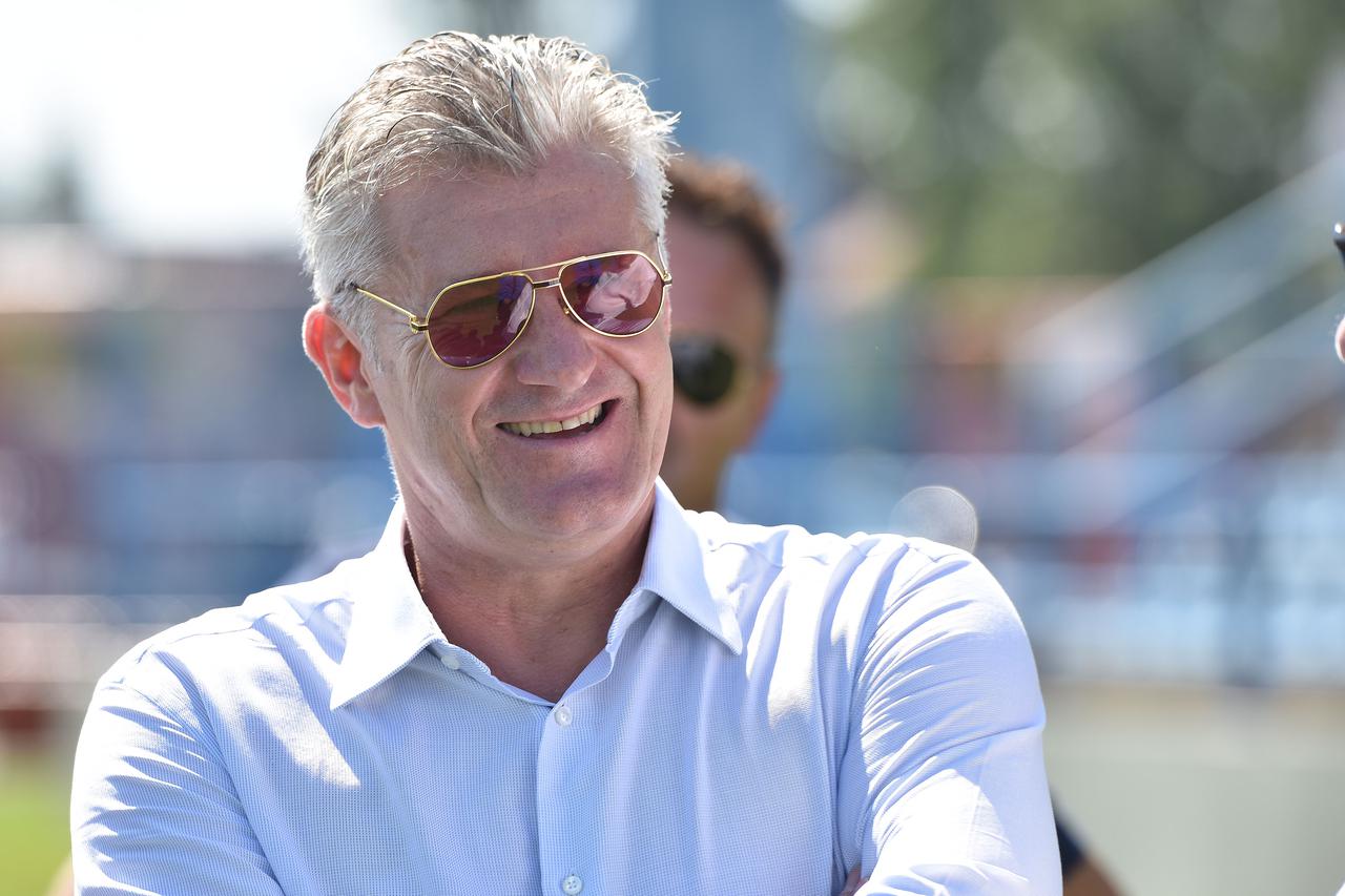 Varaždin: Predsjednik HNS-a Davor Šuker posjetio NK Varaždin
