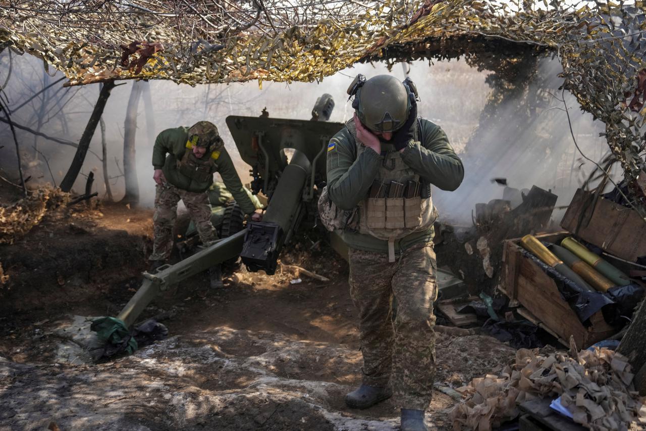 storyeditor/2025-03-11/2025-03-10T163329Z_1773316472_RC2M5DA4R7L7_RTRMADP_3_UKRAINE-CRISIS-TRUMP-ZELENSKIY.JPG